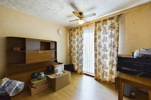 2 bedroom maisonette for sale, Garnalls Road, Matson, Gloucester, Gloucestershire, GL4