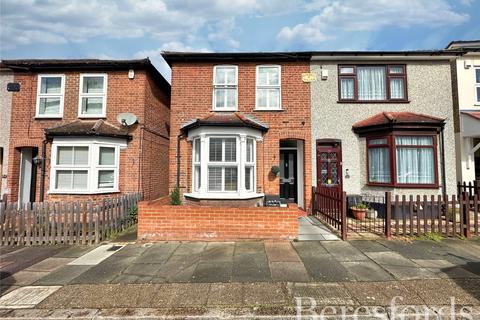 3 bedroom semi-detached house for sale, Malvern Road, Hornchurch, RM11