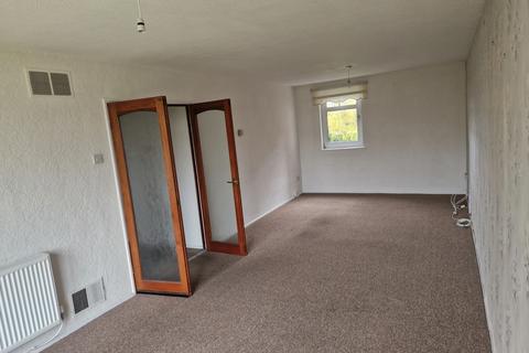 2 bedroom ground floor flat to rent, Green Park, Netherton, Bootle, L30 7PP