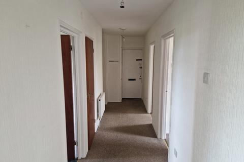 2 bedroom ground floor flat to rent, Green Park, Netherton, Bootle, L30 7PP