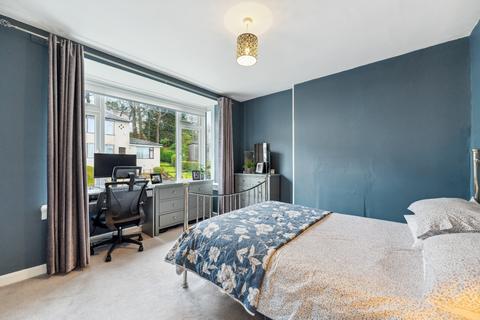 25 Randolph Drive, Clarkston, Glasgow, G76 8AN