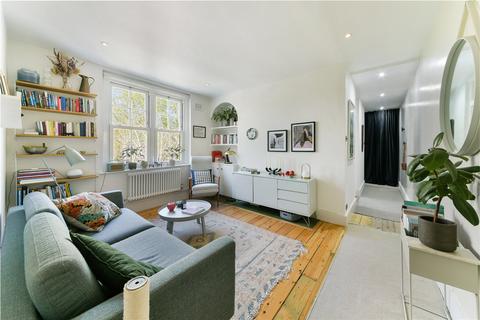 1 bedroom apartment for sale, Victoria Park Square, London, E2