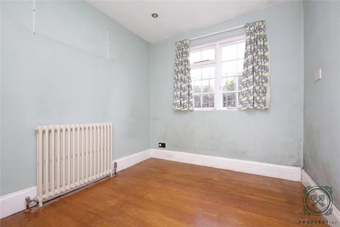 2 bedroom apartment to rent, Vartry Road, London, N15