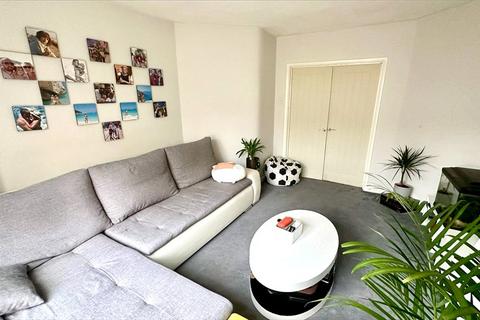 14 Corley Avenue, Birmingham, B31 3UH