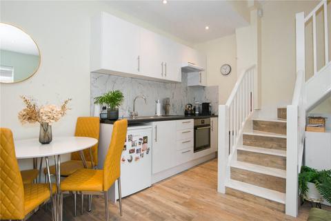 1 bedroom apartment for sale, Stanley Road, Teddington, Middlesex, TW11