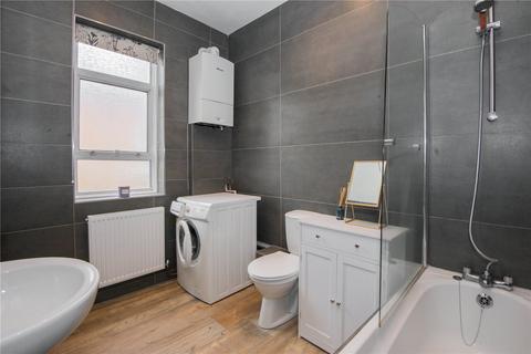 1 bedroom apartment for sale, Stanley Road, Teddington, Middlesex, TW11