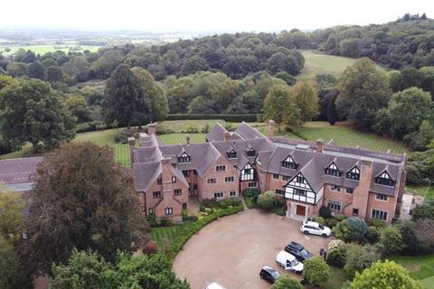 3 bedroom apartment for sale, Neb Lane, Oxted, Surrey, RH8