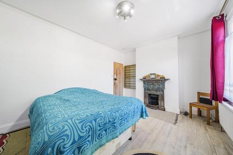 22 Rectory Lane, London, SW17 9PZ