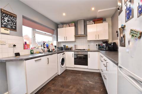 3 bedroom townhouse for sale, Kent Walk, Heywood, Greater Manchester, OL10