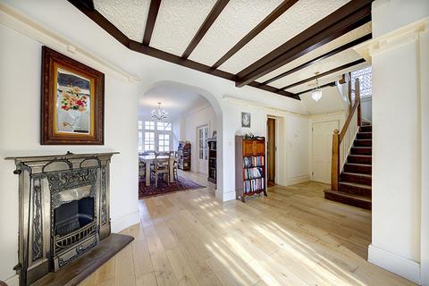 7 bedroom semi-detached house for sale, Finchley Road, London, NW11