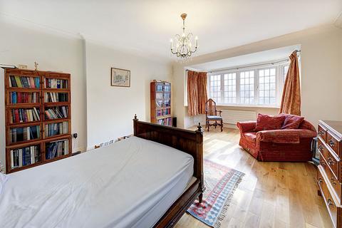 7 bedroom semi-detached house for sale, Finchley Road, London, NW11