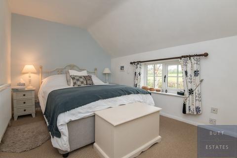 Elm Cottage Clyst Road, Topsham, Exeter, EX3 0DB
