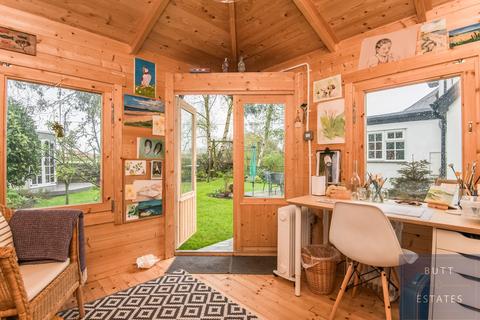 Elm Cottage Clyst Road, Topsham, Exeter, EX3 0DB
