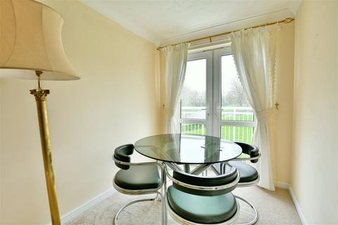 1 bedroom apartment for sale, Chase Court, Rectory Lane, Whickham
