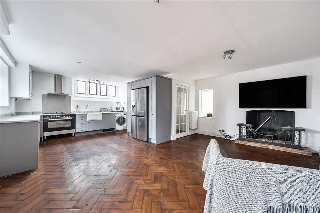 Kitchen/Living Room