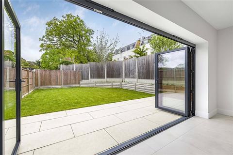 4 bedroom semi-detached house for sale, Ridgemount Gardens, Enfield, EN2