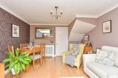 2 bedroom end of terrace house for sale, Shorefields, Rainham, Gillingham, Kent