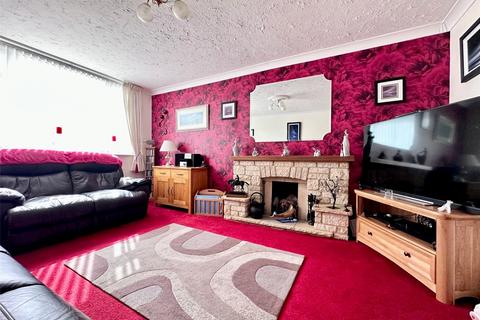 3 bedroom terraced house for sale, Kingsley Road, Farnborough, Hampshire, GU14