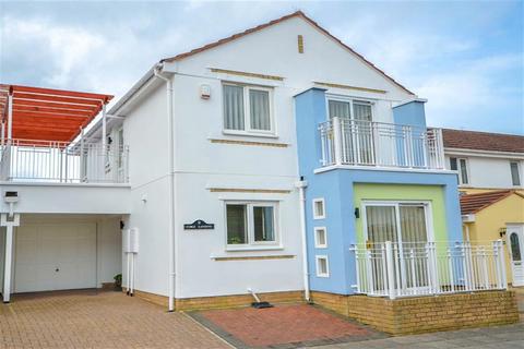 3 bedroom semi-detached house for sale, Coble Landing, South Shields