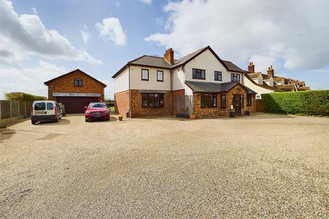 4 bedroom detached house for sale, Ashes Road, Cressing, Braintree, CM77