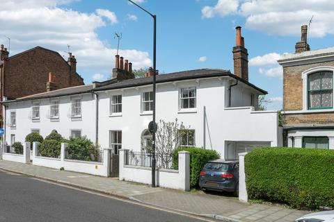 4 bedroom semi-detached house for sale, Brixton Water Lane, London, SW2