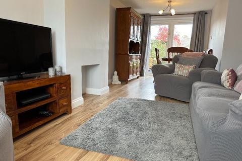 3 bedroom detached house to rent, Irchester, Wellingborough NN29