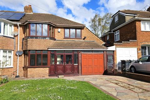 4 bedroom semi-detached house to rent, Cartwright Road, Sutton Coldfield, B75