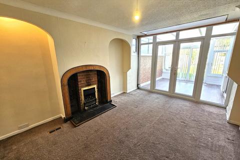 4 bedroom semi-detached house to rent, Cartwright Road, Sutton Coldfield, B75