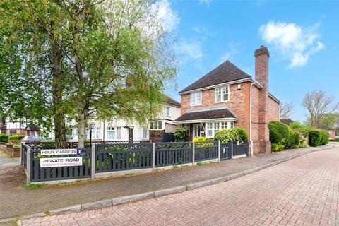 4 bedroom detached house for sale, Stephen Road, Bexleyheath, Kent, DA7