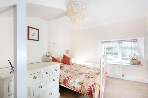 3 bedroom terraced house for sale, East Street, Olney, Buckinghamshire, MK46