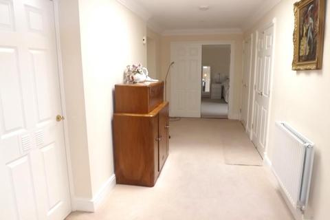 3 bedroom penthouse for sale, Parklands Court, Edgware Way HA8