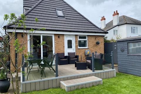 3 bedroom house for sale, Golf Links Road, HULL, HU6 8RA