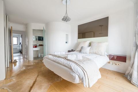 3 bedroom terraced house for sale, Sennen Place, Port Solent, Hampshire, PO6