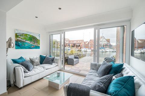 3 bedroom terraced house for sale, Sennen Place, Port Solent, Hampshire, PO6