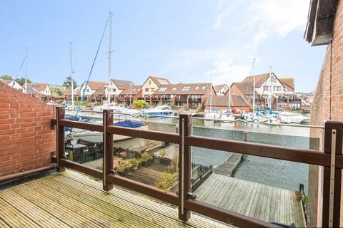 3 bedroom terraced house for sale, Sennen Place, Port Solent, Hampshire, PO6