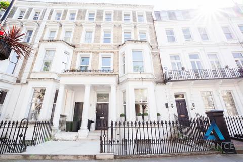 1 bedroom flat for sale, 30-31 Philbeach Gardens, London SW5