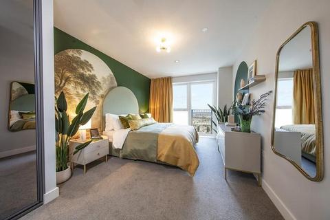 1 bedroom apartment for sale, Plot 404, Skylark House at Kew Bridge Rise, Capital Interchange Way TW8