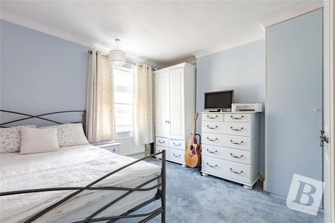 23 Cavenham Gardens, Hornchurch, RM11 2AU