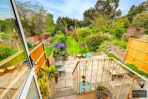44 Bridge End, London, E17 4ES