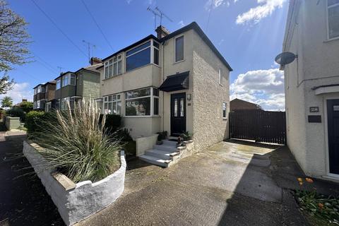 30 Fourth Avenue, Luton, LU3 3BS