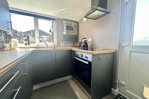30 Fourth Avenue, Luton, LU3 3BS