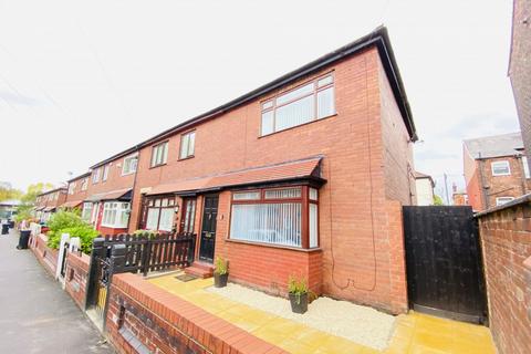 2 bedroom end of terrace house to rent, Churchill Street, Heaton Norris, Stockport, SK4