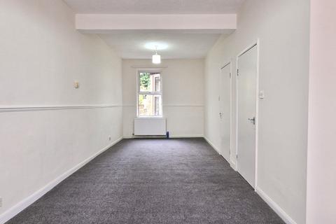 5 bedroom house to rent, Ferndale Road, London E11