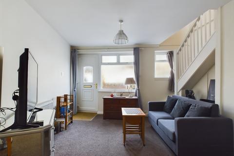 1 bedroom mews to rent, Heyshott Road, Southsea PO4