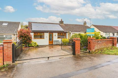 4 bedroom semi-detached bungalow for sale, Blackheath Road, Lowestoft