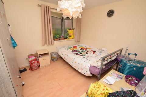 2 bedroom apartment to rent, Spectre Court, Hatfield AL10