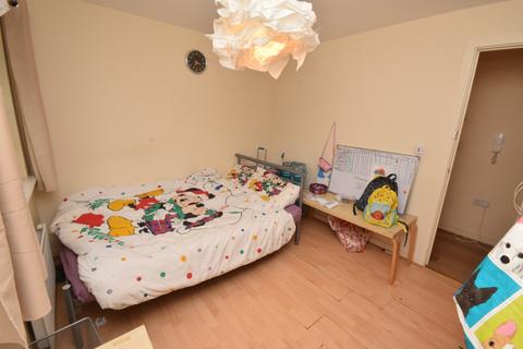 2 bedroom apartment to rent, Spectre Court, Hatfield AL10