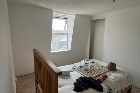 5 bedroom terraced house to rent, Armada Street, Plymouth PL4