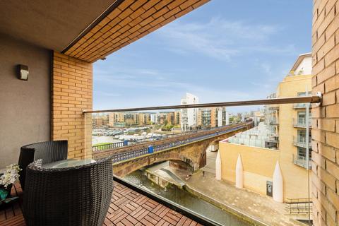 1 bedroom apartment for sale, Lime View Apartments, John Nash Mews, London, E14