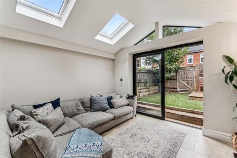4 bedroom house for sale, Dorothy Road, SW11